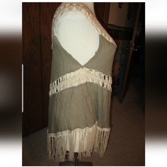 UMGEE Taupe Cream Fringe Lace Gypsy Hippie Bold Unique Flowy Flare Tank Top M - Picture 3 of 5